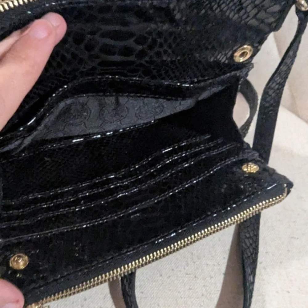 Michael Kors Snake-Embossed Crossbody Bag With Built-in Card Slots